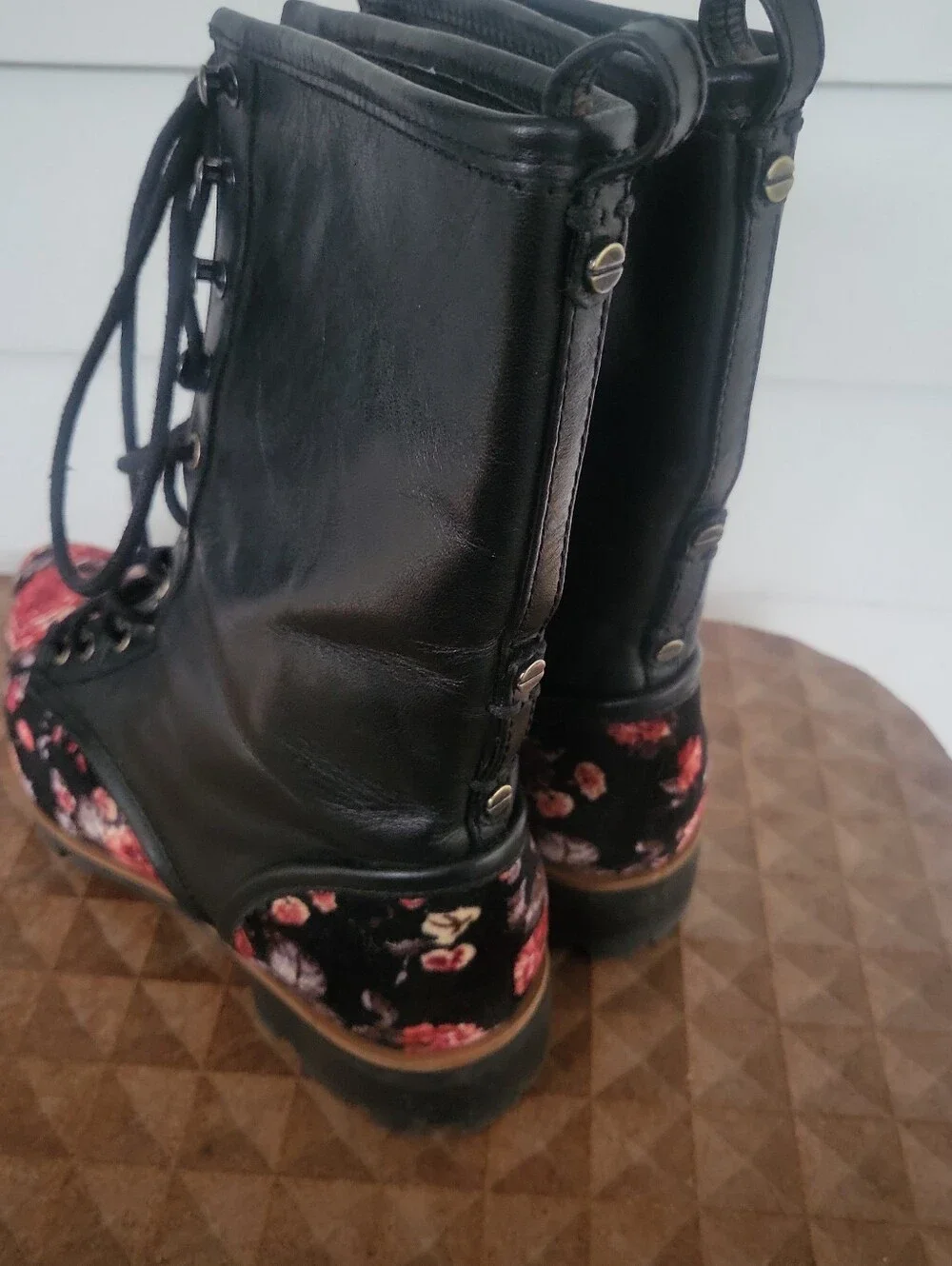 NWT Luxury Rebel Gretchen Vegan Floral Velvet Lace Up Point Toe Boots Sz 7 - Picture 6 of 15